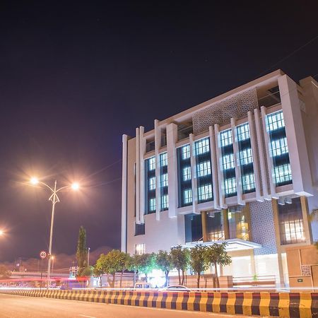 Hotel Grand Rio Nászik Kültér fotó
