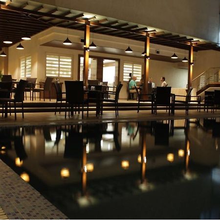 Hotel Grand Rio Nászik Kültér fotó