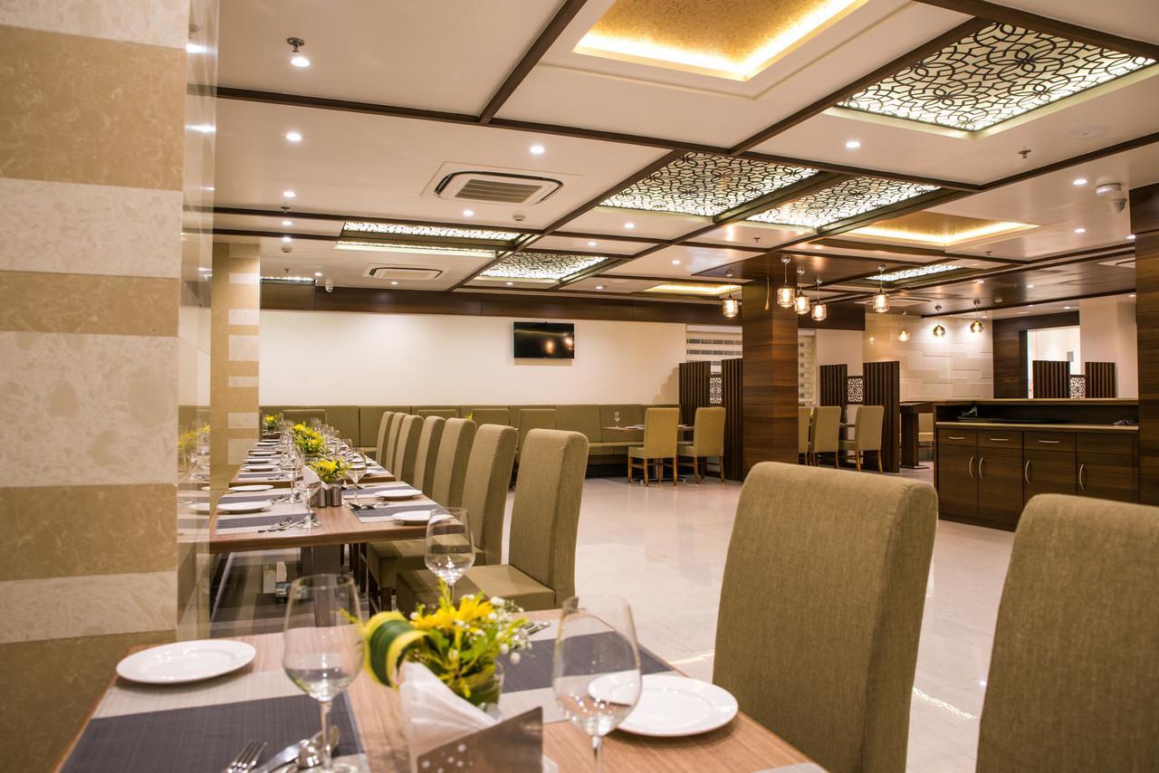 Hotel Grand Rio Nászik Kültér fotó