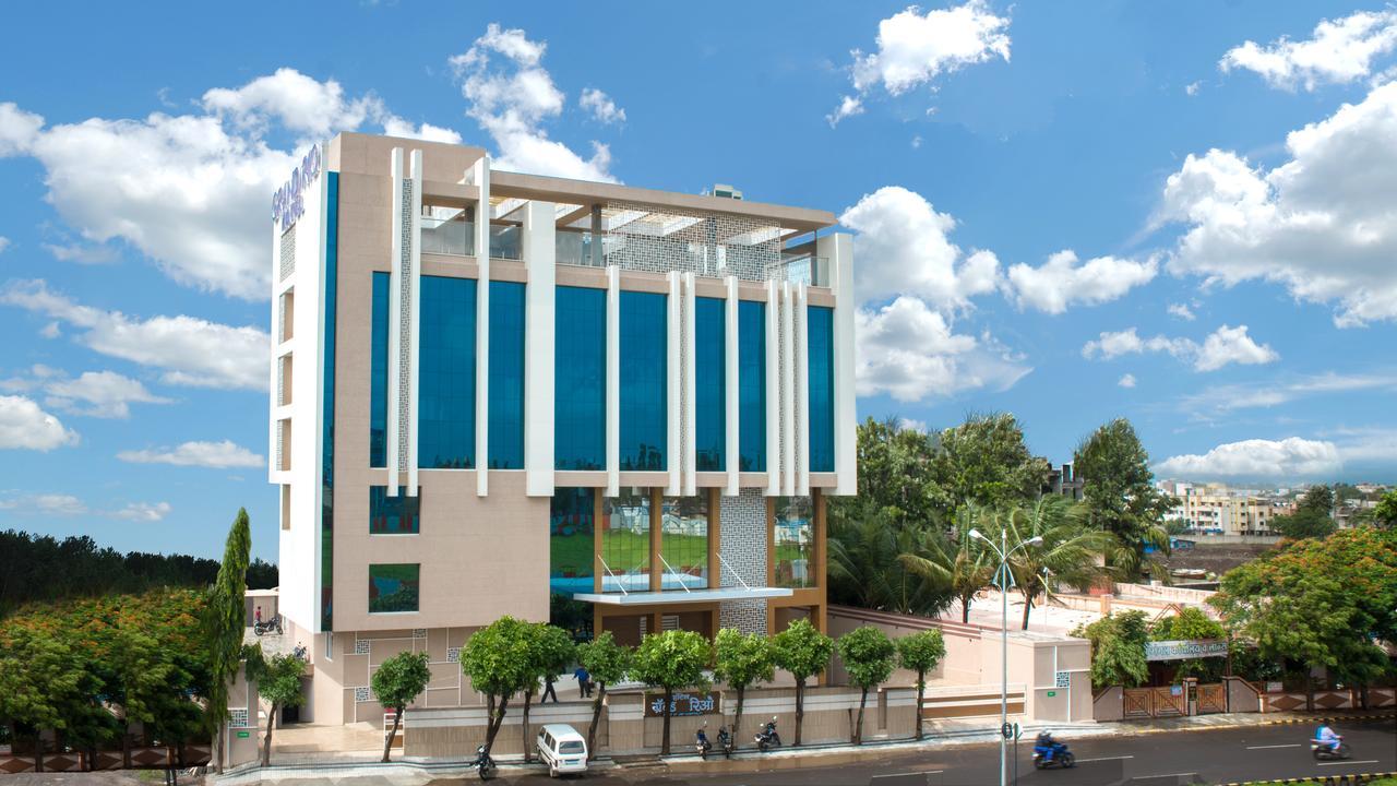 Hotel Grand Rio Nászik Kültér fotó